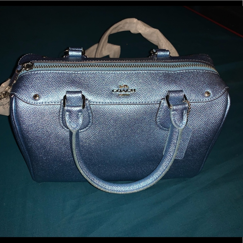 🌺 sold🌼Coach Bennett